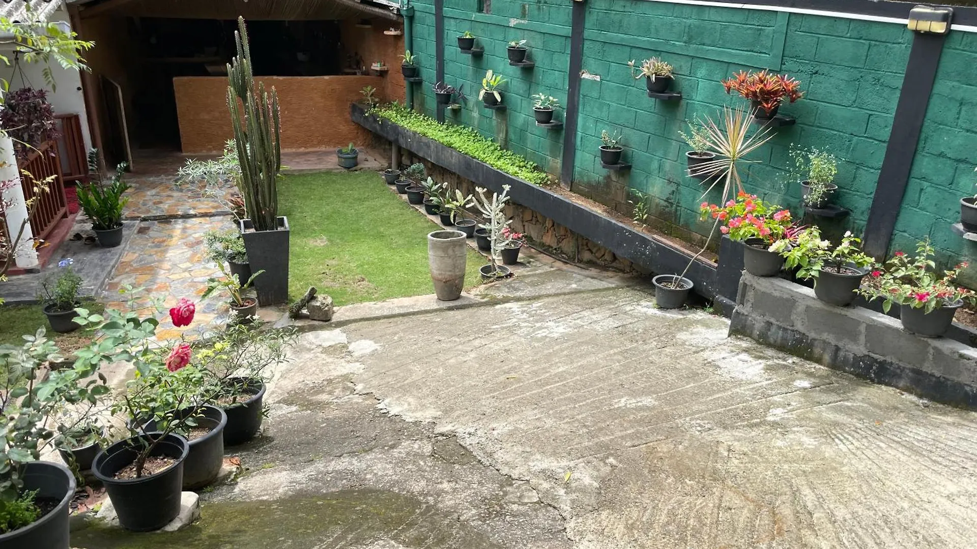 Pansiyon Kandy Food Lovers Home Stay By Ags