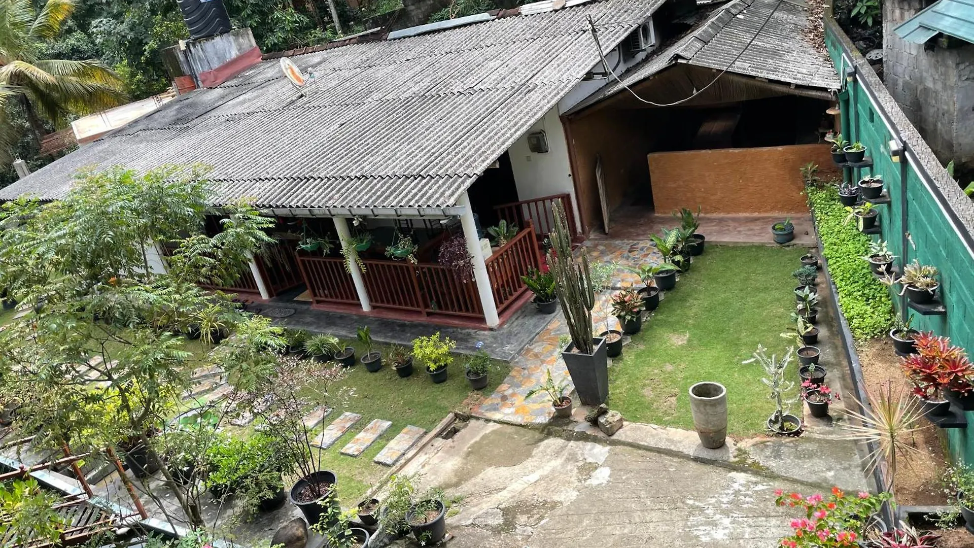 Kandy Food Lovers Home Stay By Ags Homestay